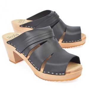Skola mid heel clog black leather EU 36 EUC